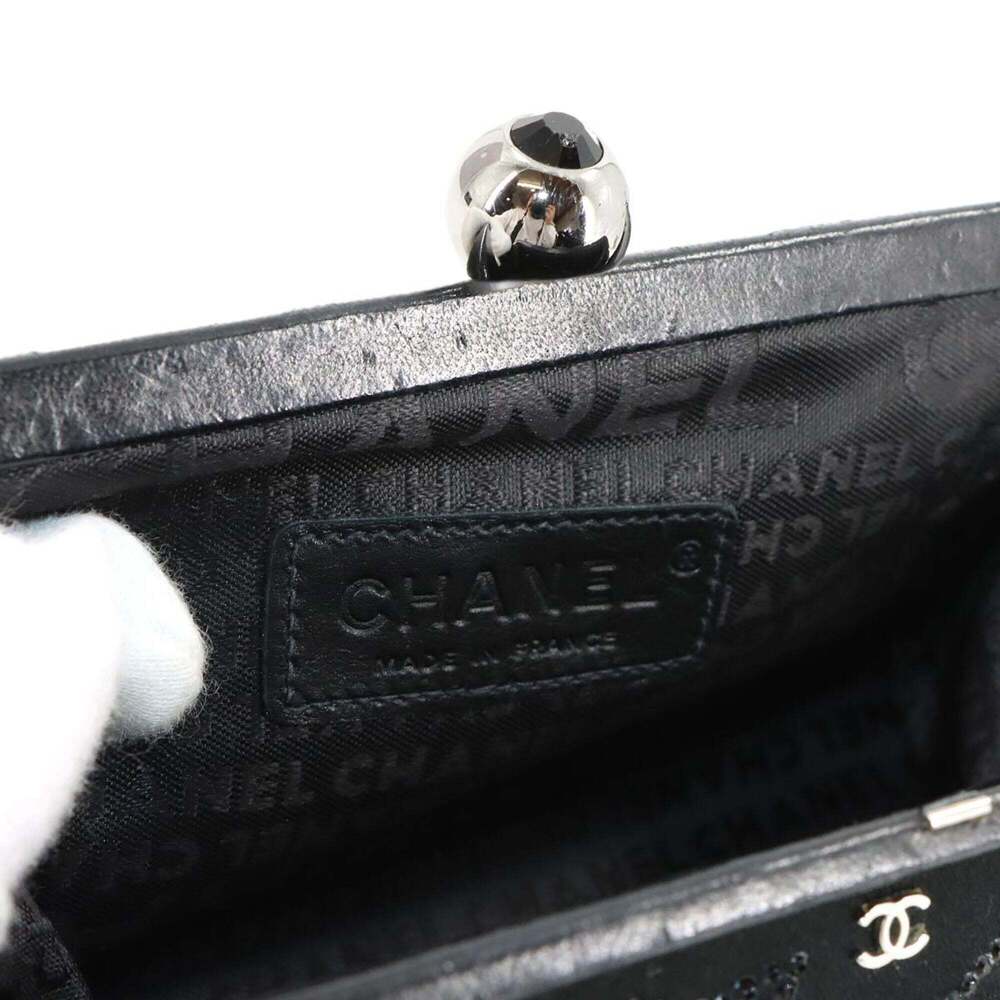 CHANEL Black Bag - Picture 8 of 10